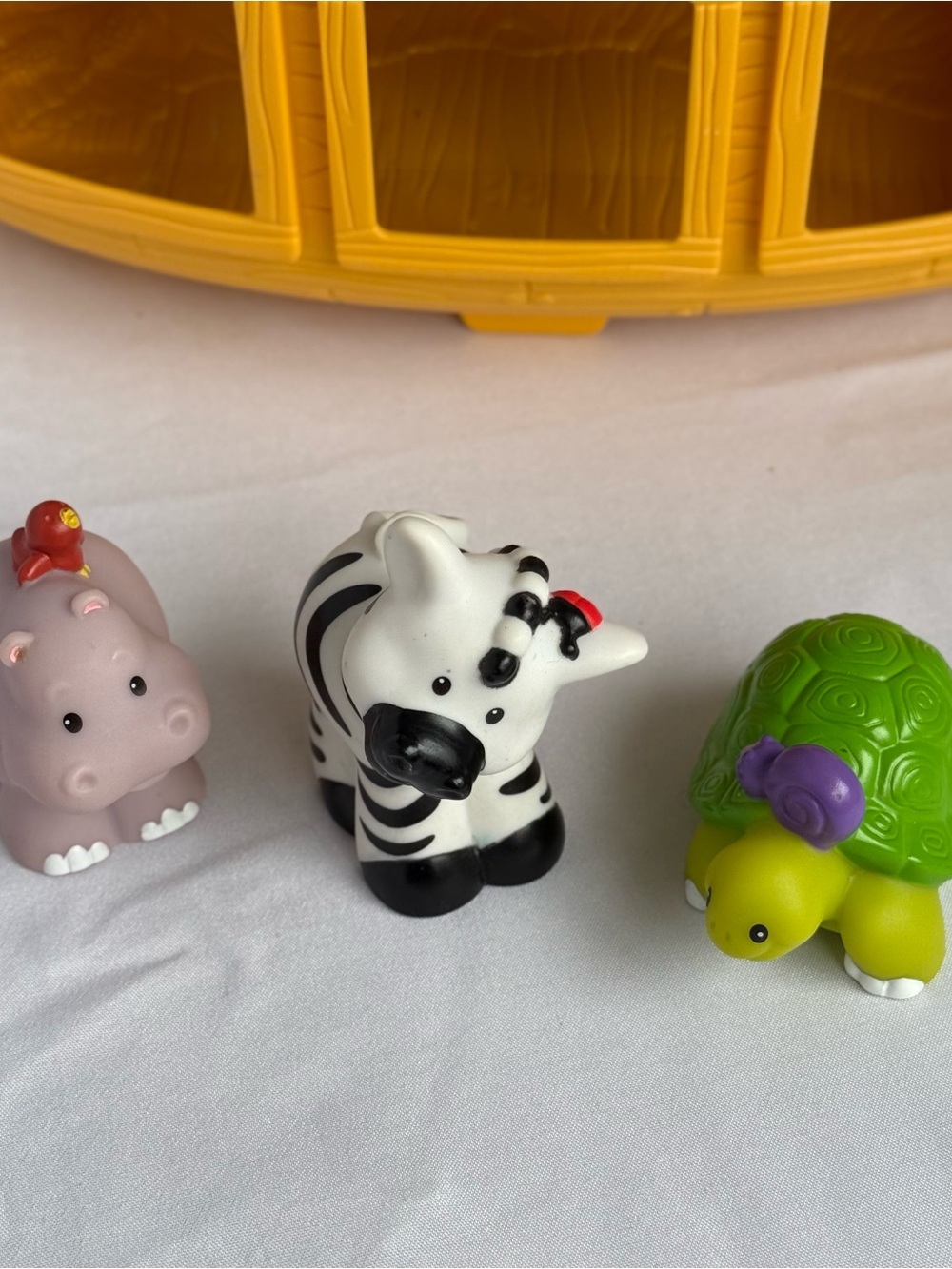 2005 Fisher-Price Little People Noah's Ark Playset with 3 Animal Figures READ DE - Picture 2 of 15